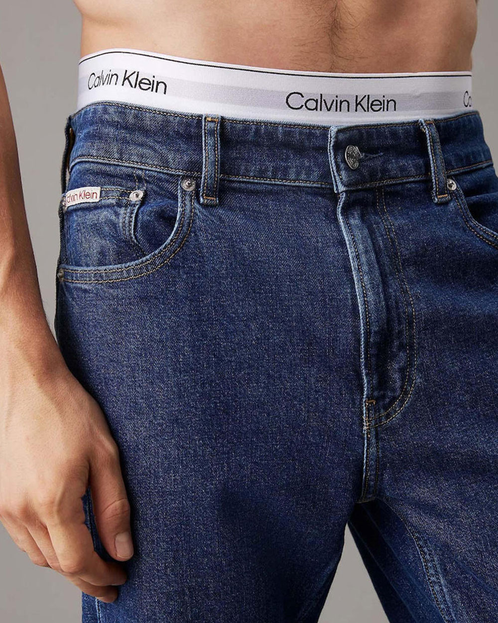 PANTALONE UOMO CALVIN KLEIN JEANS J30J327009 COTONE BLU ORIGINALE PE 2025